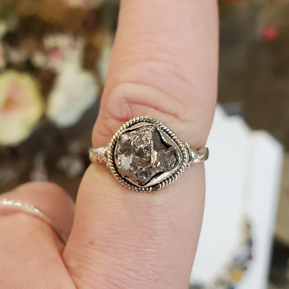 GENUINE ARGENTINA METEORITE RING hand crafted sterling silver 925
